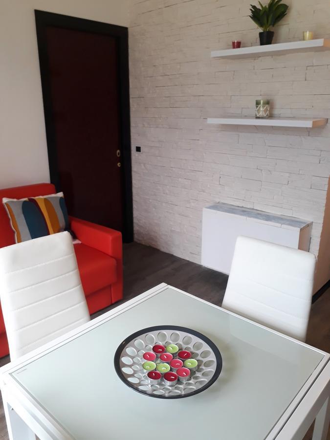 Campione Giulia Exclusive Lakefront Apartment By Gardadomusmea Campione del Garda Esterno foto