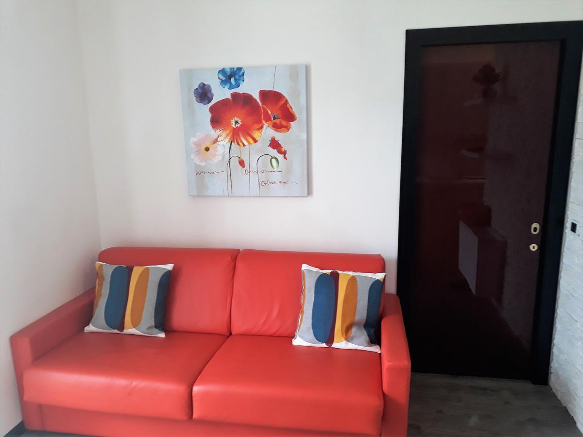 Campione Giulia Exclusive Lakefront Apartment By Gardadomusmea Campione del Garda Esterno foto