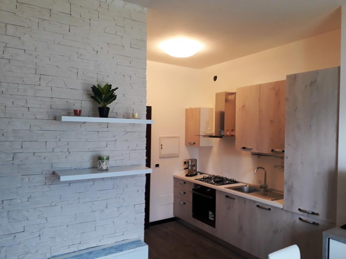 Campione Giulia Exclusive Lakefront Apartment By Gardadomusmea Campione del Garda Esterno foto